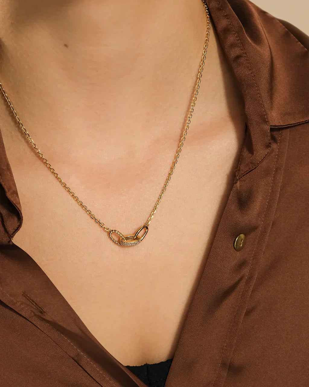 Journi CZ Interlocking Chain Pendant Necklace