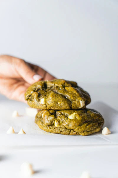 Matcha cookie with white chocolate